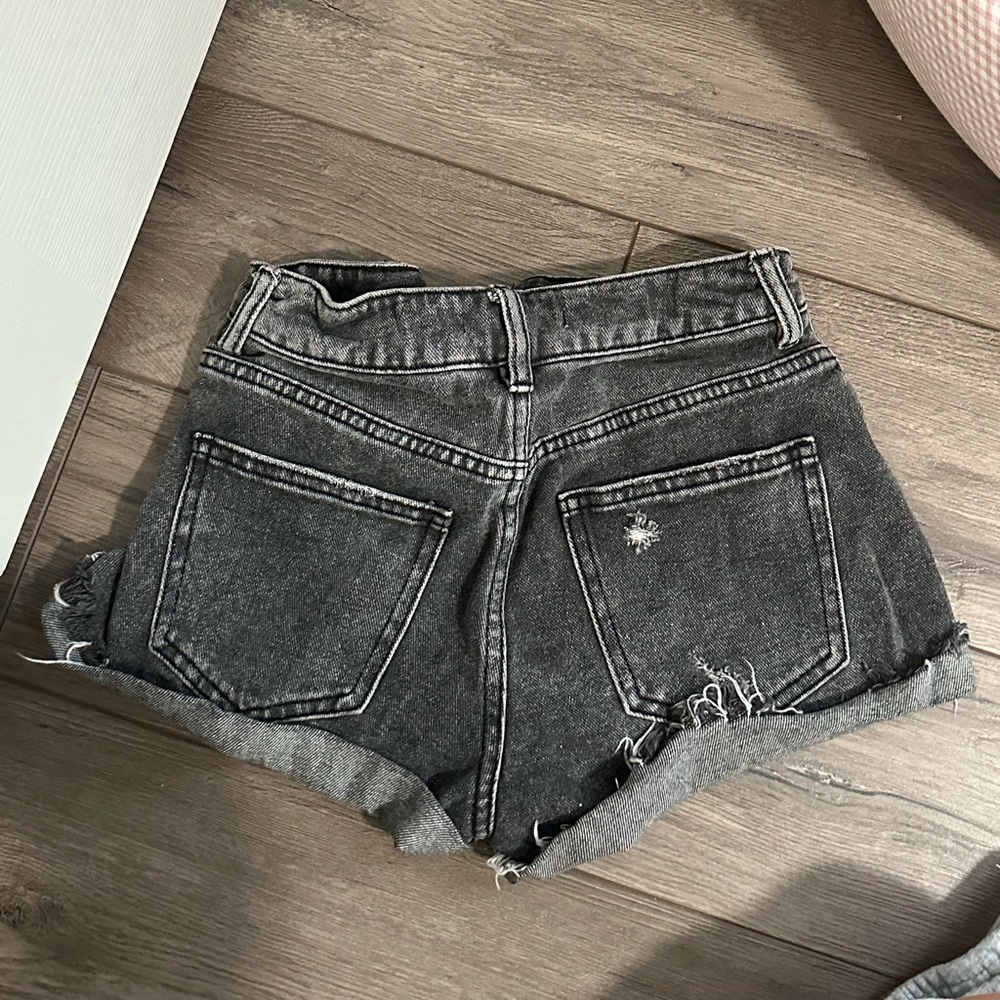 Pacsun Black mom shorts - Picture 3 of 4